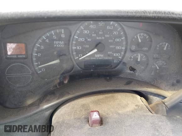 1999 GMC Sierra 1500 SL с VIN 1GTEC14V2XE521601, выставлен на аукционе IAAI как лот 42318338 с пробегом Не указан миль и . История ставок и продаж доступна на DreamBid. Изображение 7.