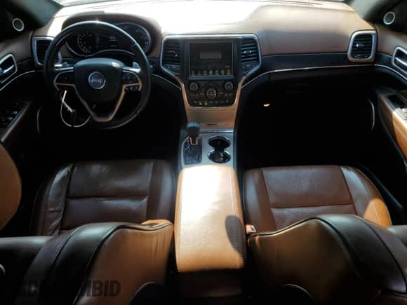 2017 Jeep Grand Cherokee Summit с VIN 1C4RJFJG2HC843033, выставлен на аукционе Copart как лот 60592245 с пробегом 146 241 миль миль и Списание • Salvage title. История ставок и продаж доступна на DreamBid. Изображение 8.