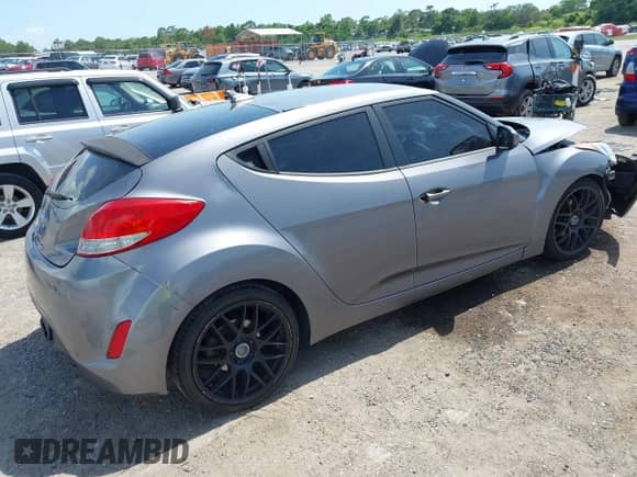 2014 Hyundai Veloster с VIN KMHTC6AD0EU204625, выставлен на аукционе IAAI как лот 42491272 с пробегом Не указан миль и . История ставок и продаж доступна на DreamBid. Изображение 4.