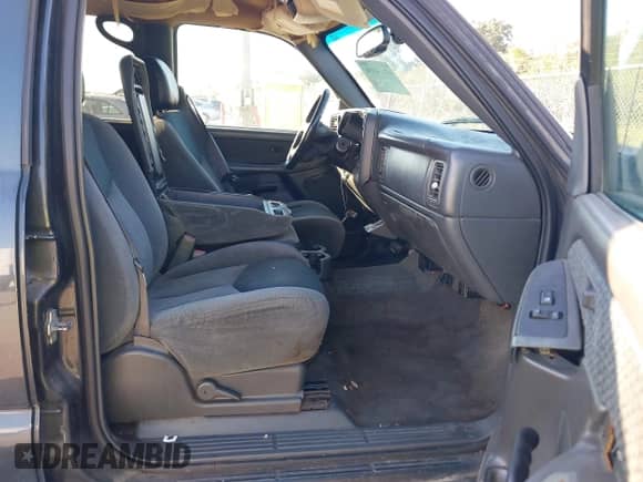 2004 Chevrolet Avalanche с VIN 3GNEC12T24G300397, выставлен на аукционе IAAI как лот 43434356 с пробегом 235 337 миль миль и . История ставок и продаж доступна на DreamBid. Изображение 5.
