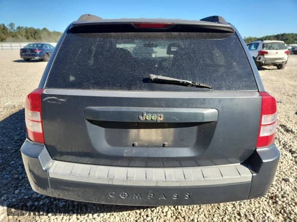 2007 Jeep Compass Sport с VIN 1J8FT47W47D221924, выставлен на аукционе Copart как лот 86438895 с пробегом 200 924 миль миль и Списание • Salvage title. История ставок и продаж доступна на DreamBid. Изображение 6.