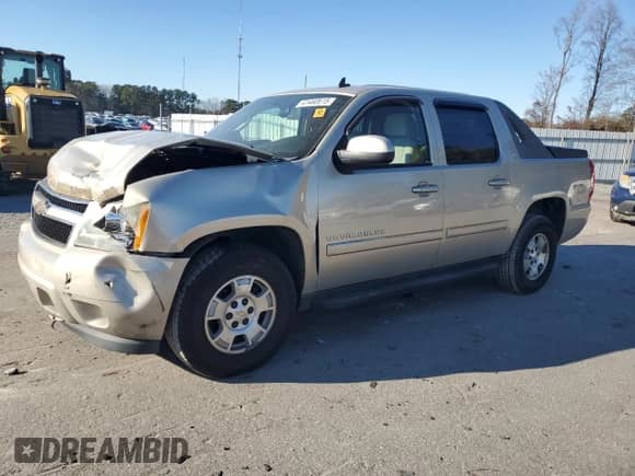 2008 Chevrolet Avalanche LTZ with VIN 3GNEC12058G129463, listed as a Copart auction lot 41460615 with 229,170 mi miles and Salvage title. Bid and sale history available at DreamBid. Image 1.