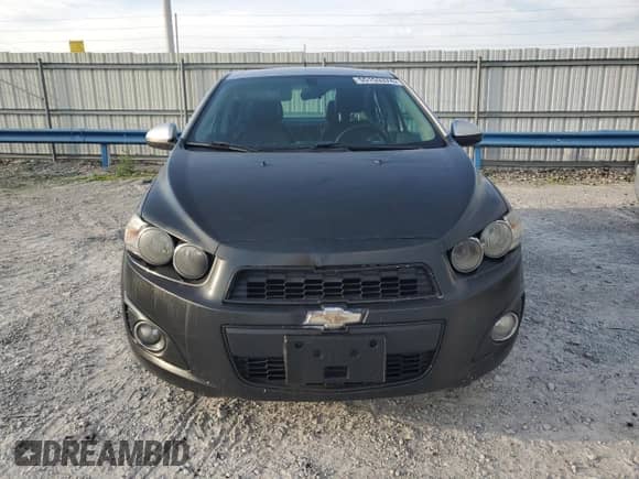 2014 Chevrolet Sonic LTZ с VIN 1G1JE5SB7E4191085, выставлен на аукционе Copart как лот 55153374 с пробегом 131 112 миль миль и На запчасти • Non repairable. История ставок и продаж доступна на DreamBid. Изображение 5.