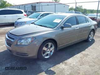 2012 Chevrolet Malibu 1LT с VIN 1G1ZC5E01CF199557, выставлен на аукционе IAAI как лот 42838137 с пробегом 91 672 миль миль и . История ставок и продаж доступна на DreamBid. Изображение 2.