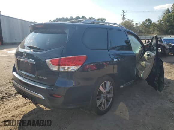 2013 Nissan Pathfinder SV с VIN 5N1AR2MN8DC644101, выставлен на аукционе Copart как лот 84217375 с пробегом 179 356 миль миль и Списание • Salvage title. История ставок и продаж доступна на DreamBid. Изображение 3.