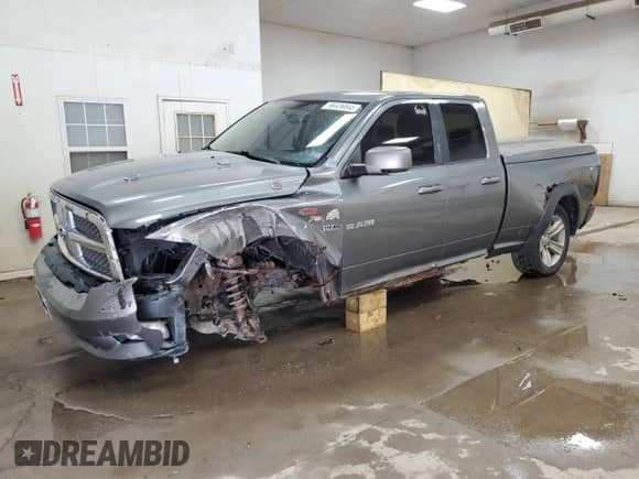 2009 Dodge 1500 Sport with VIN 1D3HV18T09S708377, listed as a Copart auction lot 68436845 with 224,392 mi miles and Clean title. Bid and sale history available at DreamBid. Image 1.