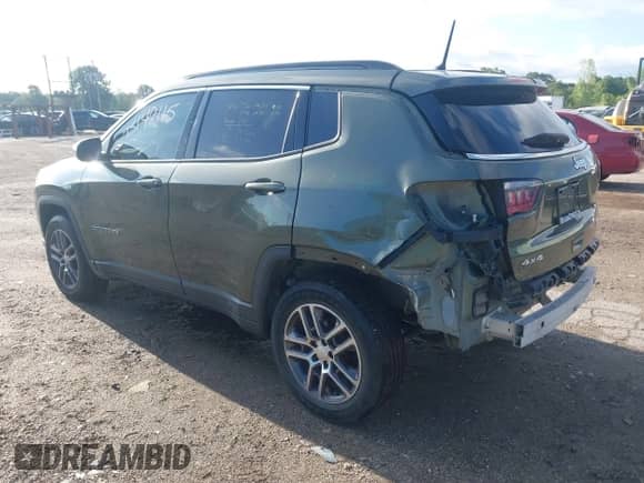 2017 Jeep Compass Latitude с VIN 3C4NJDBB0HT672132, выставлен на аукционе IAAI как лот 43142115 с пробегом 102 808 миль миль и . История ставок и продаж доступна на DreamBid. Изображение 3.