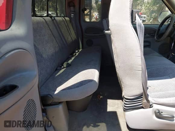 2001 Dodge 1500 with VIN 1B7HC13Z81J524583, listed as a IAAI auction lot 42658180 with 140,568 mi miles and . Bid and sale history available at DreamBid. Image 8.