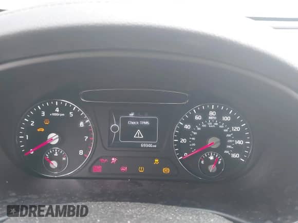 2016 Kia Sorento L with VIN 5XYPG4A33GG070820, listed as a IAAI auction lot 43405897 with 69,346 mi miles and . Bid and sale history available at DreamBid. Image 7.