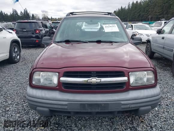 2002 Chevrolet Tracker with VIN 2CNBJ13C626925583, listed as a IAAI auction lot 41636212 with 181,341 mi miles and . Bid and sale history available at DreamBid. Image 12.