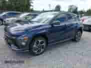 2025 Hyundai Kona N Line S z VIN KM8HBCA33SU190777, wystawiony jako IAAI lot #42639810 z przebiegiem 6 167 mil mil oraz . Historia ofert i sprzedaży dostępna na DreamBid. Obrazek 2.
