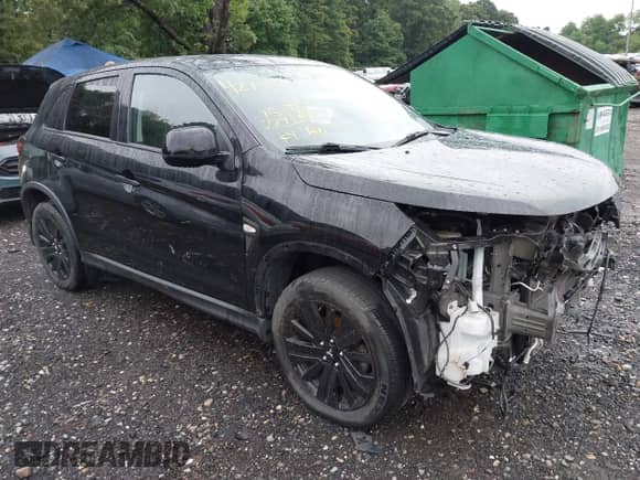 2021 Mitsubishi Outlander ES z VIN JA4ARUAU2MU027180, wystawiony jako IAAI lot #42795957 z przebiegiem 15 729 mil mil oraz . Historia ofert i sprzedaży dostępna na DreamBid. Obrazek 1.