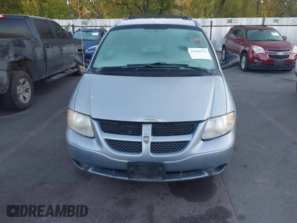 2003 Dodge Caravan Sport with VIN 1D4GP44333B252990, listed as a IAAI auction lot 43460359 with 275,418 mi miles and . Bid and sale history available at DreamBid. Image 6.