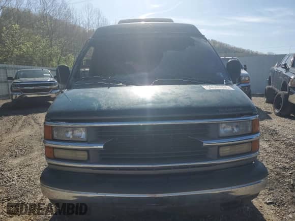 1999 Chevrolet Express with VIN 1GBFG15R4X1025575, listed as a Copart auction lot 54046905 with Not provided miles and Salvage title. Bid and sale history available at DreamBid. Image 5.