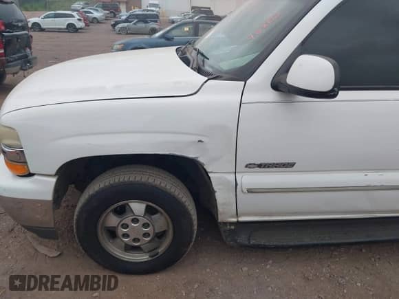 2002 Chevrolet Tahoe Z71 z VIN 1GNEK13Z32R226779, wystawiony jako IAAI lot #42948474 z przebiegiem Nie podano mil oraz . Historia ofert i sprzedaży dostępna na DreamBid. Obrazek 6.