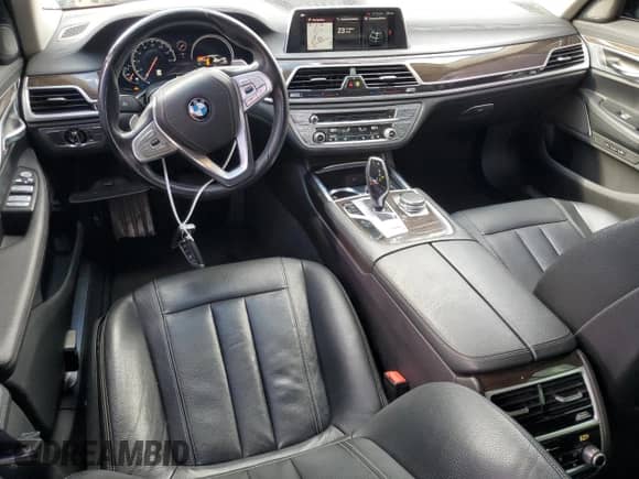 2019 BMW 7 Series 740i xDrive with VIN WBA7E4C58KGV28584, listed as a Copart auction lot 87237515 with 196,536 mi miles and Clean title. Bid and sale history available at DreamBid. Image 8.