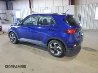 2025 Hyundai Venue SEL z VIN KMHRC8A36SU379874, wystawiony jako Copart lot #90296245 z przebiegiem 7 915 mil mil oraz Czysty tytuł • Clean title. Historia ofert i sprzedaży dostępna na DreamBid. Obrazek 2.