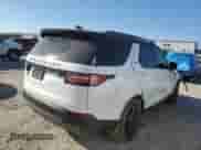 2020 Land Rover Discovery HSE z VIN SALRR2RV6L2416191, wystawiony jako Copart lot #86483924 z przebiegiem 50 242 mil mil oraz Szkoda całkowita • Salvage title. Historia ofert i sprzedaży dostępna na DreamBid. Obrazek 3.