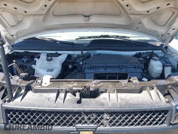 2024 Chevrolet Express Cargo с VIN 1GCWGAFP2R1279801, выставлен на аукционе IAAI как лот 42847246 с пробегом 11 611 миль миль и . История ставок и продаж доступна на DreamBid. Изображение 10.