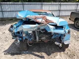 1971 Chevrolet Impala с VIN 164471T101557, выставлен на аукционе Copart как лот 62099015 с пробегом Не указан миль и На запчасти • Non repairable. История ставок и продаж доступна на DreamBid. Изображение 5.