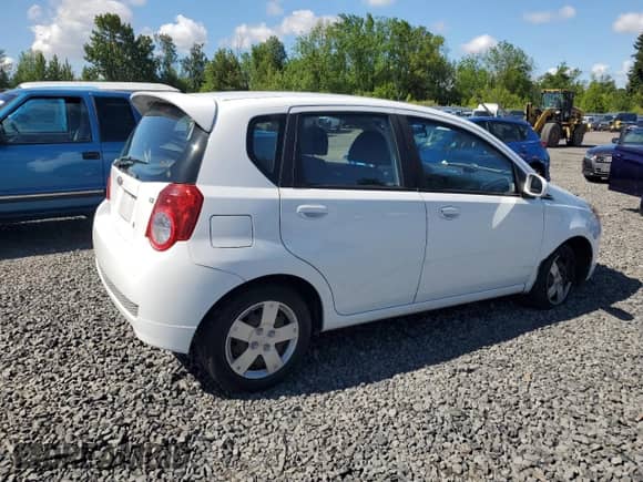 2011 Chevrolet Aveo LS с VIN KL1TD6DE0BB204371, выставлен на аукционе Copart как лот 58912234 с пробегом 106 833 миль миль и Списание • Salvage title. История ставок и продаж доступна на DreamBid. Изображение 3.