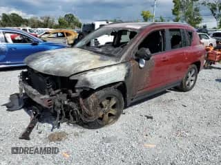 2017 Jeep Compass High Altitude z VIN 1C4NJDEBXHD169788, wystawiony jako Copart lot #68960895 z przebiegiem Nie podano mil oraz Szkoda całkowita • Salvage title. Historia ofert i sprzedaży dostępna na DreamBid. Obrazek 1.