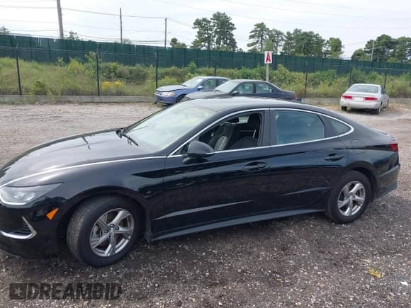 2022 Hyundai Sonata SE z VIN 5NPEG4JA8NH149248, wystawiony jako IAAI lot #43147825 z przebiegiem 66 368 mil mil oraz . Historia ofert i sprzedaży dostępna na DreamBid. Obrazek 14.