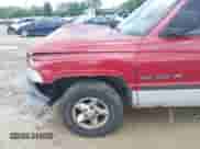 1999 Dodge 1500 с VIN 3B7HC13Z2XG120382, выставлен на аукционе IAAI как лот 42960405 с пробегом 171 287 миль миль и . История ставок и продаж доступна на DreamBid. Изображение 12.
