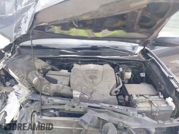 2017 Toyota Tacoma SR5 with VIN 5TFAZ5CN9HX050378, listed as a IAAI auction lot 42245477 with 158,431 mi miles and . Bid and sale history available at DreamBid. Image 10.
