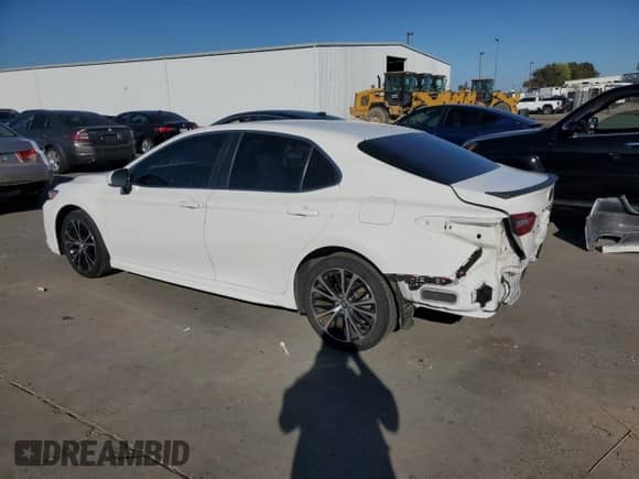 2018 Toyota Camry SE с VIN JTNB11HK3J3064126, выставлен на аукционе Copart как лот 82269945 с пробегом 88 446 миль миль и Списание • Salvage title. История ставок и продаж доступна на DreamBid. Изображение 2.