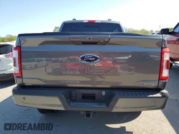 2023 Ford F-150 XL с VIN 1FTFW1E89PFB43923, выставлен на аукционе Copart как лот 70435015 с пробегом 35 307 миль миль и Списание • Salvage title. История ставок и продаж доступна на DreamBid. Изображение 6.