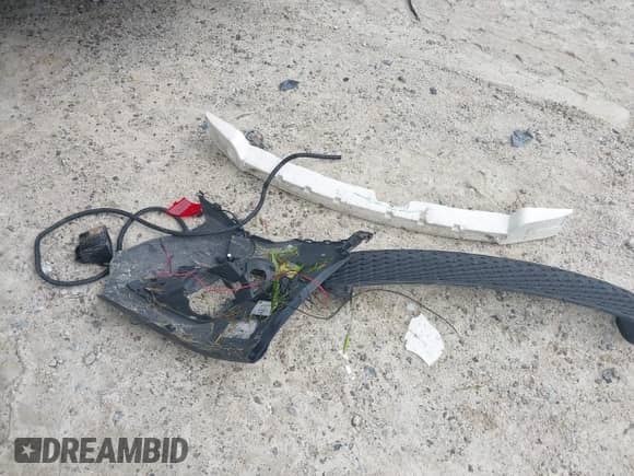 2014 Scion FR-S z VIN JF1ZNAA15E9705049, wystawiony jako IAAI lot #42663987 z przebiegiem 119 549 mil mil oraz . Historia ofert i sprzedaży dostępna na DreamBid. Obrazek 12.