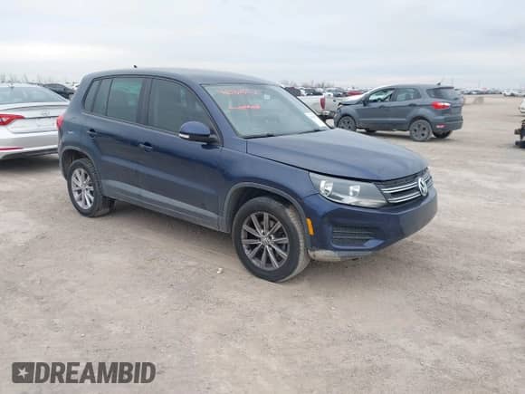 2014 Volkswagen Tiguan S с VIN WVGAV3AX0EW561155, выставлен на аукционе IAAI как лот 41362832 с пробегом 65 399 миль миль и . История ставок и продаж доступна на DreamBid. Изображение 1.