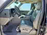 2005 Chevrolet Tahoe LT z VIN 1GNEC13T85R137304, wystawiony jako Copart lot #66946395 z przebiegiem 288 634 mil mil oraz Szkoda całkowita • Salvage title. Historia ofert i sprzedaży dostępna na DreamBid. Obrazek 7.