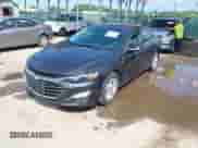 2022 Chevrolet Malibu LS с VIN 1G1ZB5ST1NF188496, выставлен на аукционе IAAI как лот 42438311 с пробегом 48 061 миль миль и . История ставок и продаж доступна на DreamBid. Изображение 2.