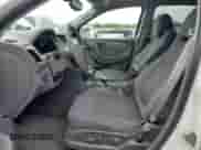 2014 Chevrolet Traverse LT с VIN 1GNKRGKD7EJ191609, выставлен на аукционе Copart как лот 81529515 с пробегом 168 830 миль миль и Списание • Salvage title. История ставок и продаж доступна на DreamBid. Изображение 7.
