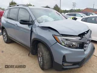 2023 Honda Passport TrailSport с VIN 5FNYF8H66PB032309, выставлен на аукционе IAAI как лот 41955503 с пробегом 29 278 миль миль и . История ставок и продаж доступна на DreamBid. Изображение 1.