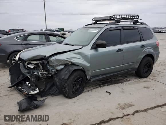 2010 Subaru Forester X с VIN JF2SH6BC7AG769312, выставлен на аукционе Copart как лот 86603574 с пробегом 220 764 миль миль и Списание • Salvage title. История ставок и продаж доступна на DreamBid. Изображение 1.