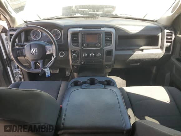 2021 Ram 1500 Express z VIN 3C6RR7KT6MG709344, wystawiony jako Copart lot #67237105 z przebiegiem 66 230 mil mil oraz Szkoda całkowita • Salvage title. Historia ofert i sprzedaży dostępna na DreamBid. Obrazek 8.