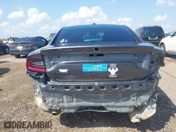 2019 Dodge Charger SXT z VIN 2C3CDXBG3KH722019, wystawiony jako IAAI lot #43335731 z przebiegiem 140 393 mil mil oraz . Historia ofert i sprzedaży dostępna na DreamBid. Obrazek 6.