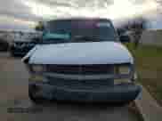 1998 Chevrolet Astro Cargo z VIN 1GCDM19W3WB101873, wystawiony jako Copart lot #83349264 z przebiegiem Nie podano mil oraz Szkoda całkowita • Salvage title. Historia ofert i sprzedaży dostępna na DreamBid. Obrazek 5.