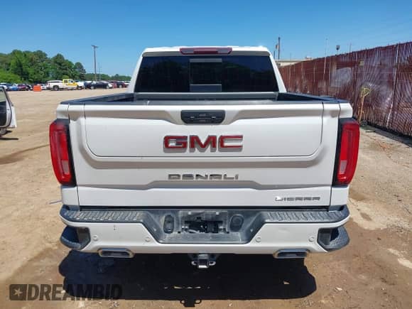 2020 GMC Sierra 1500 Denali with VIN 3GTU9FET3LG282311, listed as a IAAI auction lot 42067915 with 112,187 mi miles and . Bid and sale history available at DreamBid. Image 17.