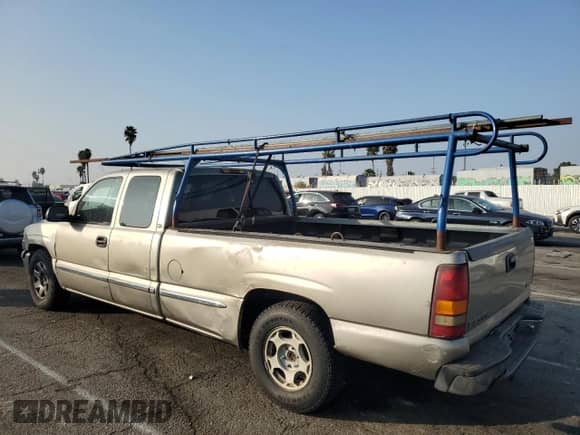 2002 GMC Sierra 1500 SLE с VIN 1GTEC19T32E124432, выставлен на аукционе Copart как лот 83583374 с пробегом Не указан миль и Списание • Salvage title. История ставок и продаж доступна на DreamBid. Изображение 2.