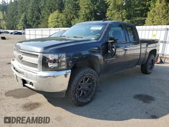 2013 Chevrolet Silverado 1500 LT z VIN 1GCRKSE79DZ215929, wystawiony jako Copart lot #83750135 z przebiegiem 163 596 mil mil oraz Szkoda całkowita • Salvage title. Historia ofert i sprzedaży dostępna na DreamBid. Obrazek 1.