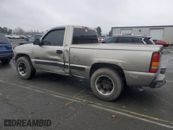 2002 Chevrolet Silverado 1500 LS with VIN 1GCEC14V12Z123961, listed as a Copart auction lot 86217074 with 454,793 mi miles and Salvage title. Bid and sale history available at DreamBid. Image 2.
