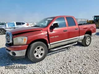 2006 Dodge 1500 SLT with VIN 1D7HU18266S566833, listed as a Copart auction lot 80712925 with 217,807 mi miles and Salvage title. Bid and sale history available at DreamBid. Image 1.