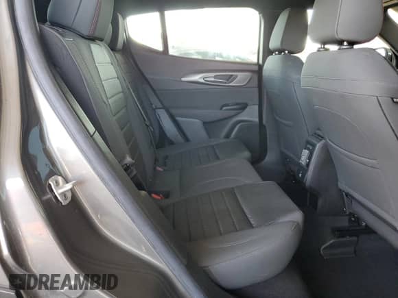 2024 Dodge Hornet R/T z VIN ZACPDFCW9R3A29338, wystawiony jako Copart lot #70281624 z przebiegiem 9 342 mil mil oraz Czysty tytuł • Clean title. Historia ofert i sprzedaży dostępna na DreamBid. Obrazek 11.