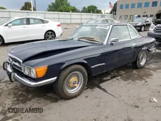 1973 Mercedes-Benz SL z VIN 10704412008764, wystawiony jako Copart lot #60903885 z przebiegiem 79 437 mil mil oraz Czysty tytuł • Clean title. Historia ofert i sprzedaży dostępna na DreamBid. Obrazek 1.