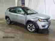 2021 Jeep Compass Limited z VIN 3C4NJCCB4MT605150, wystawiony jako Copart lot #63331525 z przebiegiem 57 791 mil mil oraz Szkoda całkowita • Salvage title. Historia ofert i sprzedaży dostępna na DreamBid. Obrazek 4.