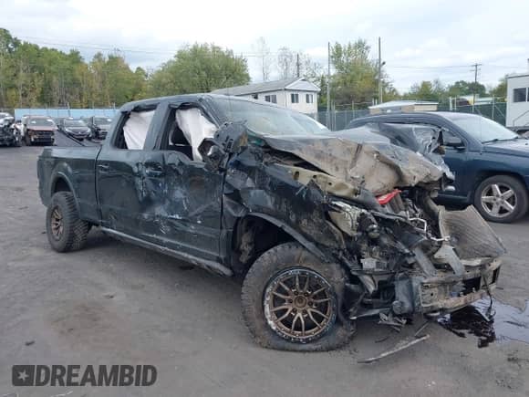 2016 Ford F-150 XLT z VIN 1FTFW1EF8GFB86812, wystawiony jako IAAI lot #43384302 z przebiegiem 132 744 mil mil oraz . Historia ofert i sprzedaży dostępna na DreamBid. Obrazek 1.